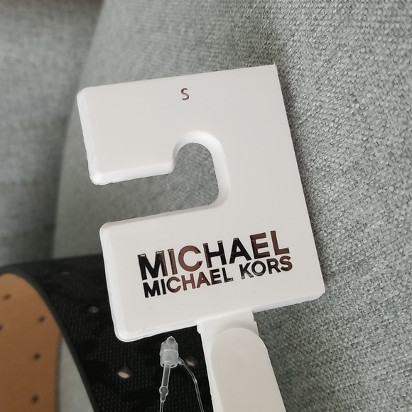 Michael Kors Logo Belt, NWT -- Small - Picture 4 of 11
